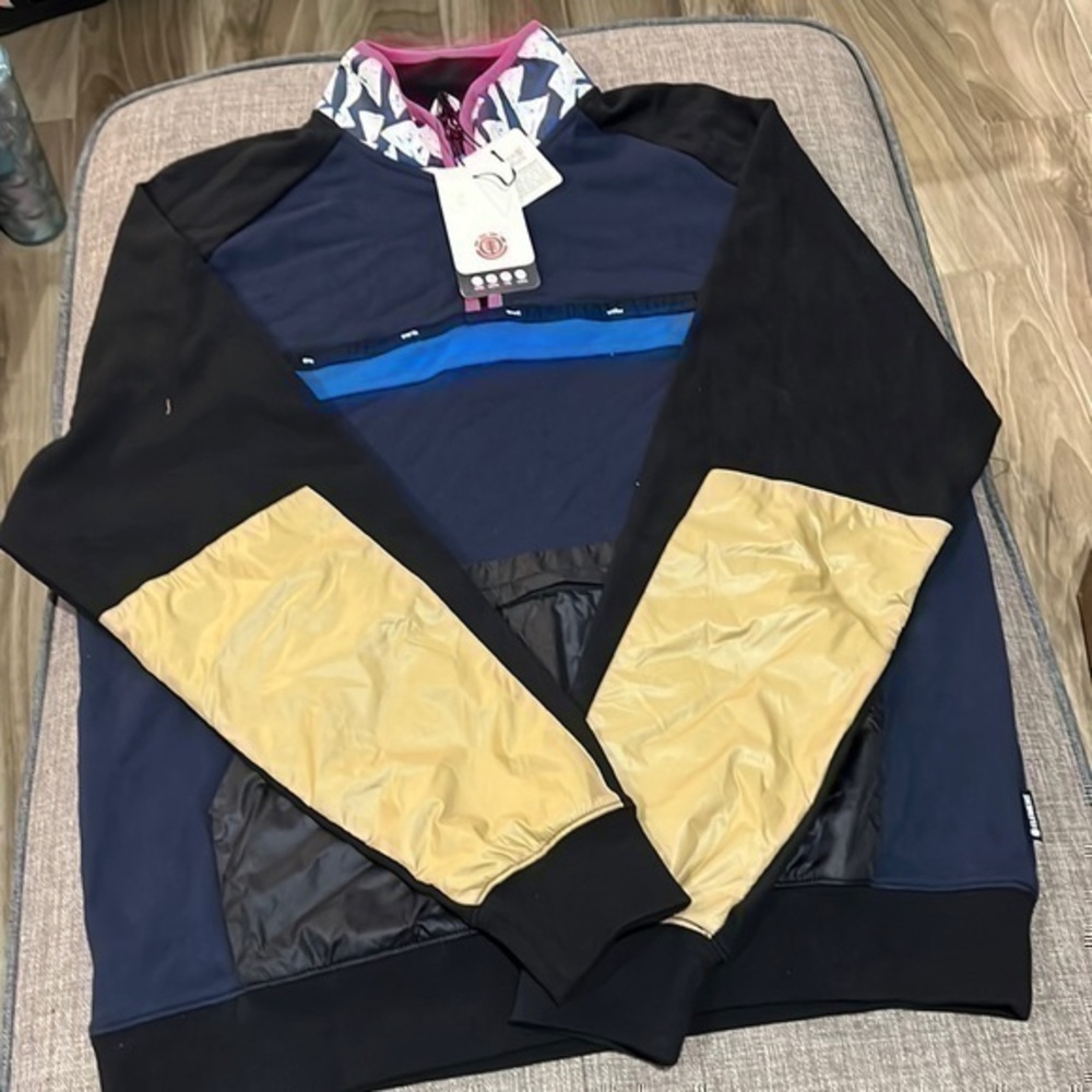 Element Fleece - Picture 1 of 9